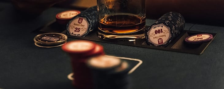 Photo Poker, poker chips